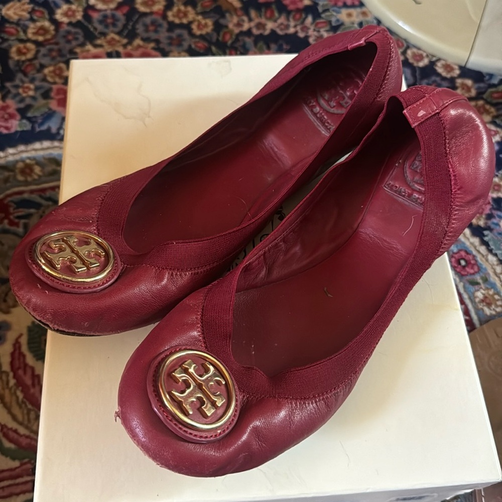 Red Tory Burch flats